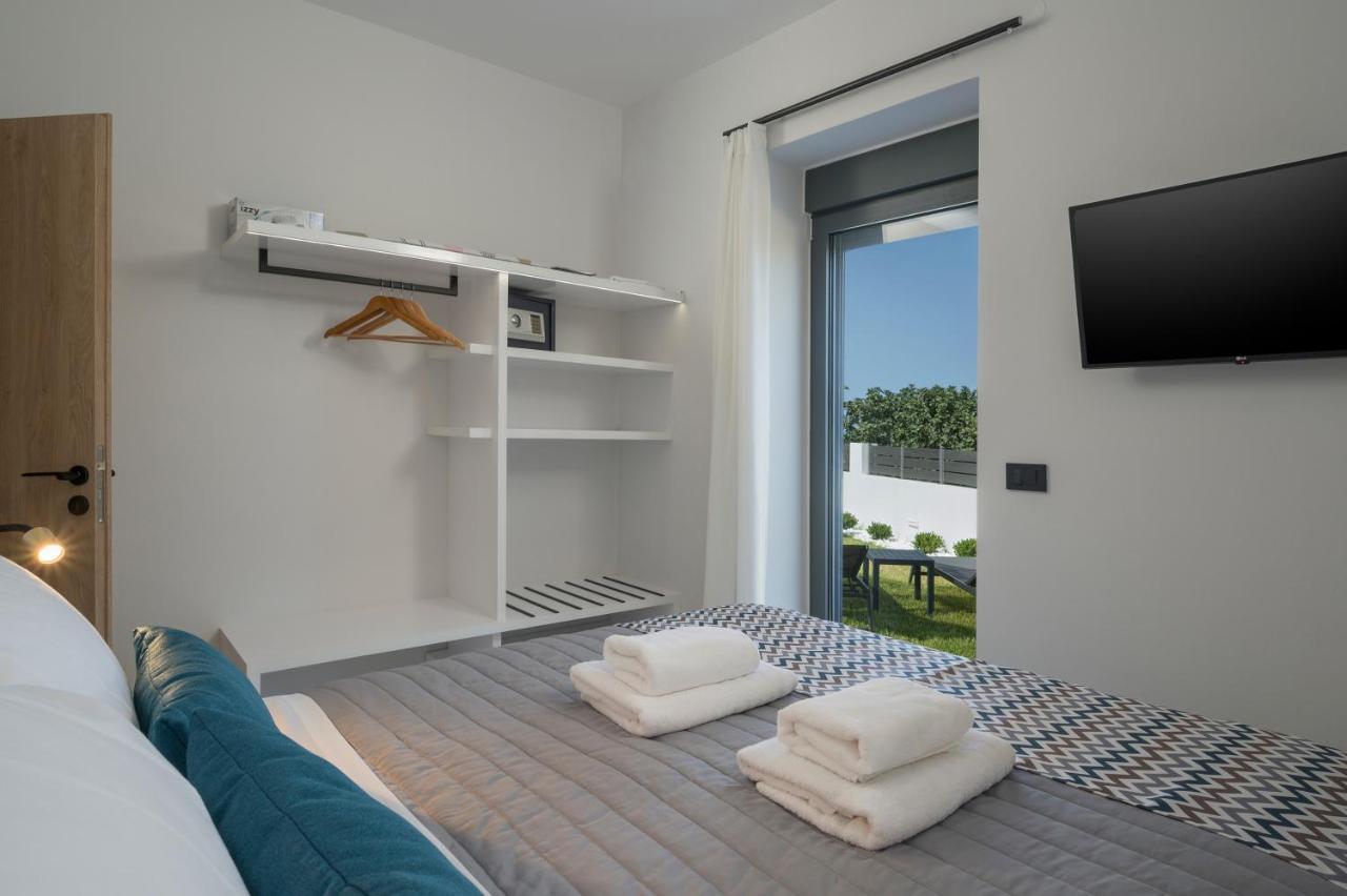 Nectar Luxury Residence Kíssamos Esterno foto